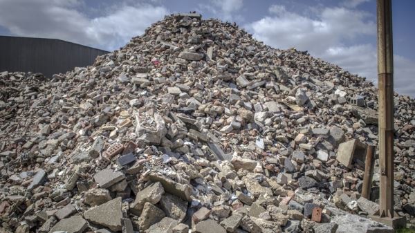 Объём переработки строительных отходов в Подмосковье достиг 100 тысяч кубометров в неделю